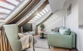 #Stayhere - Modern Luxury Apartments In The Heart Of Old Town Vilnius